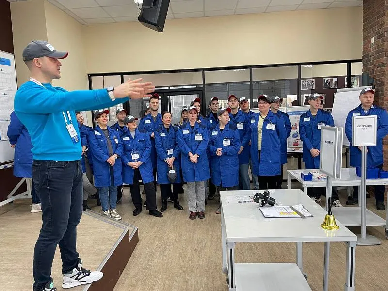 Уникальный обучающий курс по бережливому производству для МСП завершился обучающей игрой «Фабрика процессов» 0