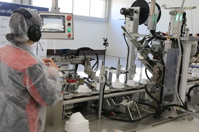 Торжокская обувная фабрика: от производства спецобуви для промышленности до выпуска средств защиты органов дыхания 2