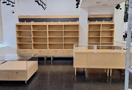 Мебелью производителя из Тверской области укомплектован крупнейший в России частный музей ретроавтомобилей и военной техники