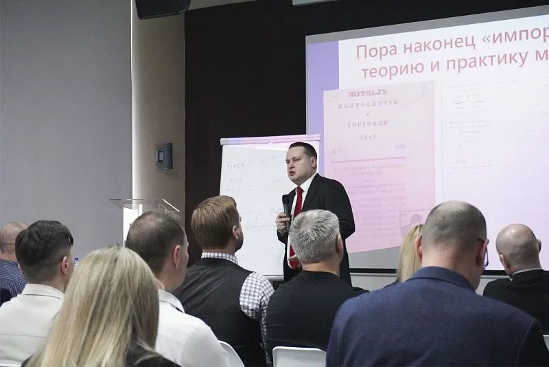 Глеб Архангельский провел семинар для тверского бизнес-сообщества  2