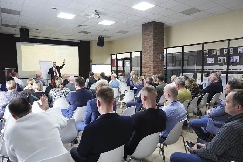 Глеб Архангельский провел семинар для тверского бизнес-сообщества  6