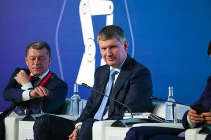 Федеральный, отраслевой и региональные центры компетенций повысят производительность авиаотрасли страны