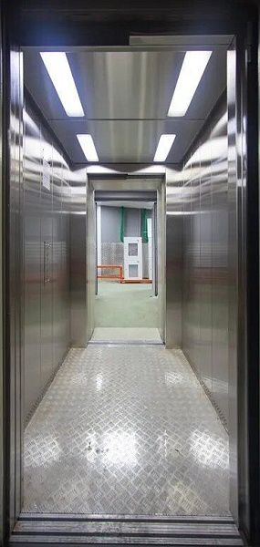 Тверская компания разработала лифт для перевозки автомобилей грузоподъемностью 3,2 тонны 6